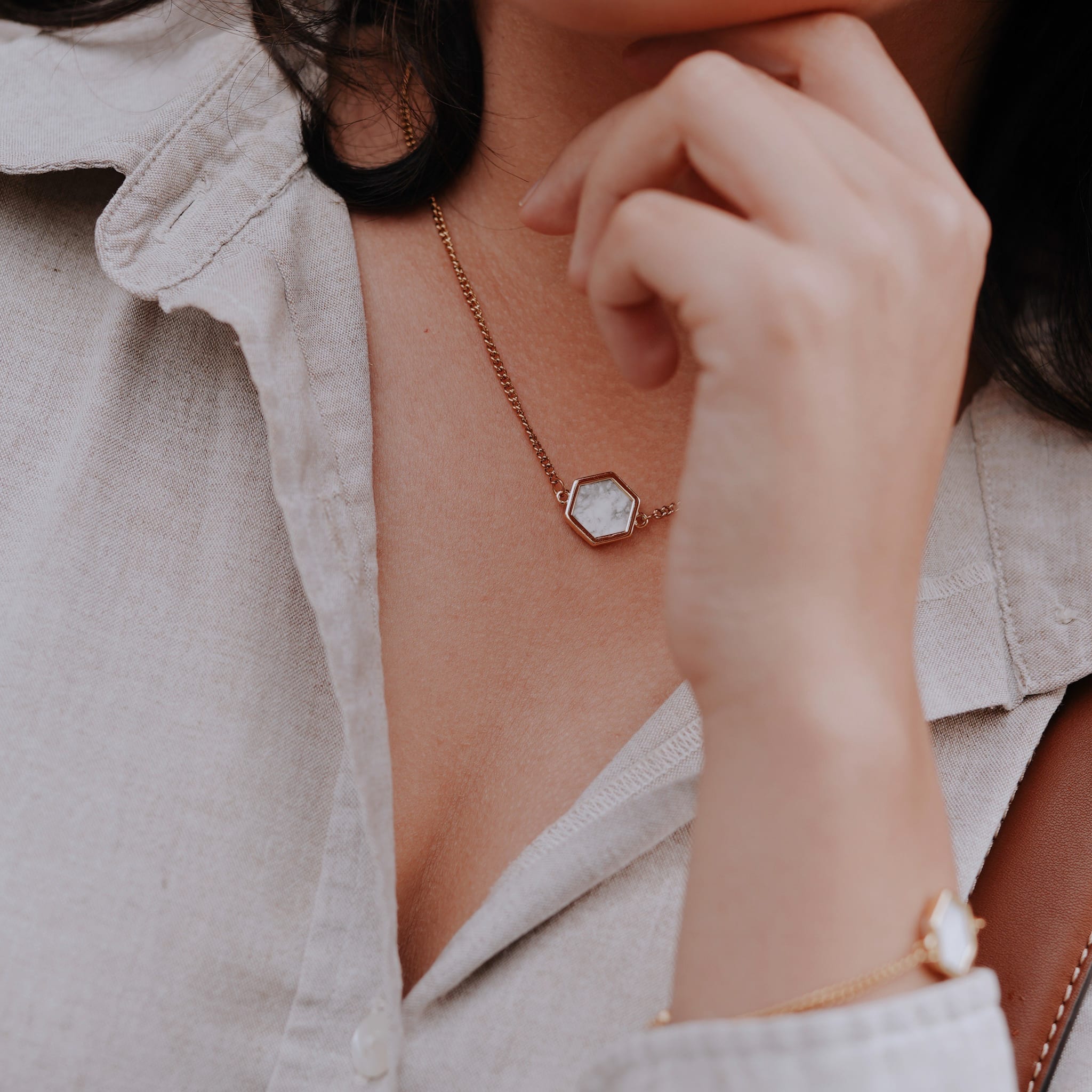 Collier et bracelet Hexalia en pierres Howlite - SLOYA