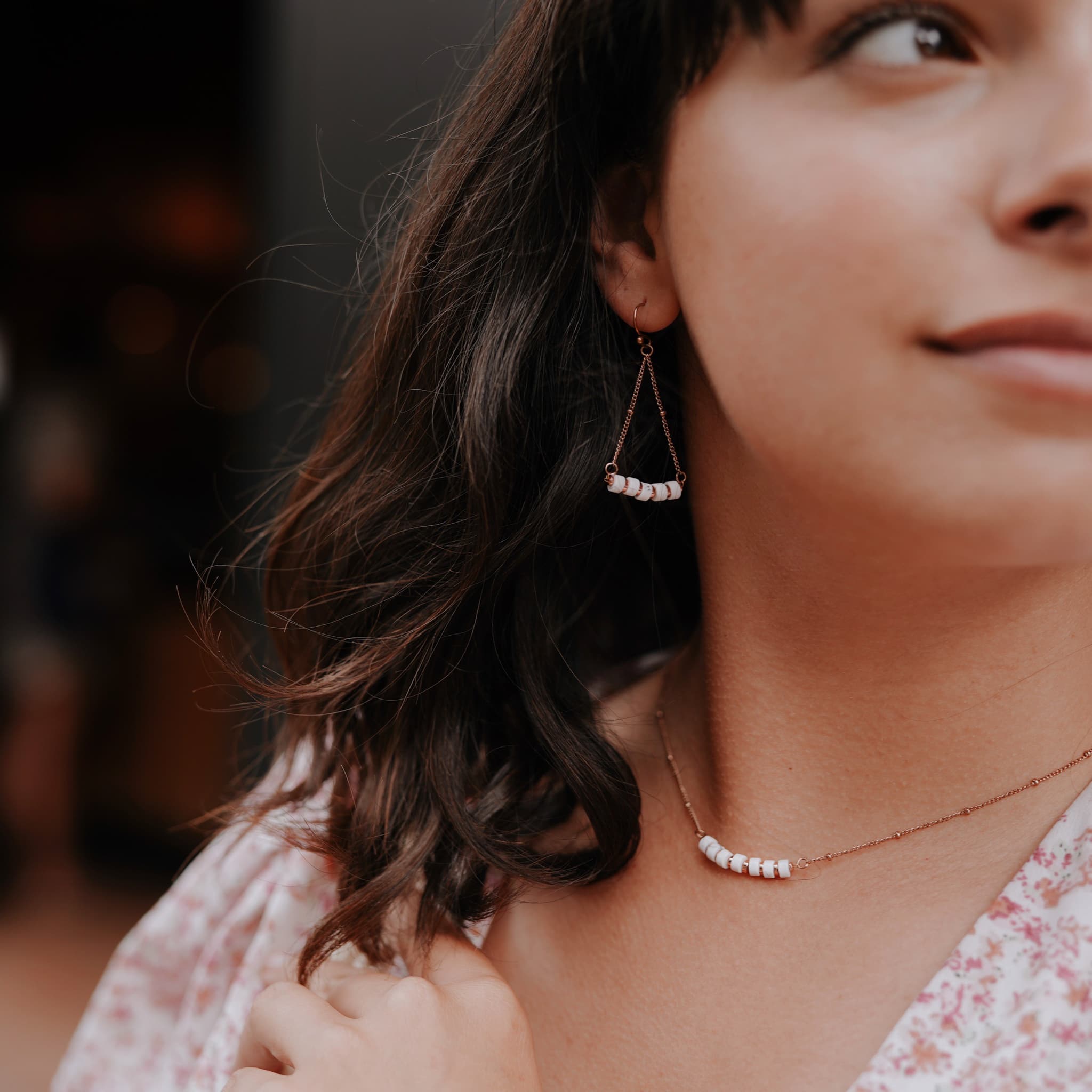 Collier, bracelet et boucles d'oreilles Piana en pierres Howlite - SLOYA