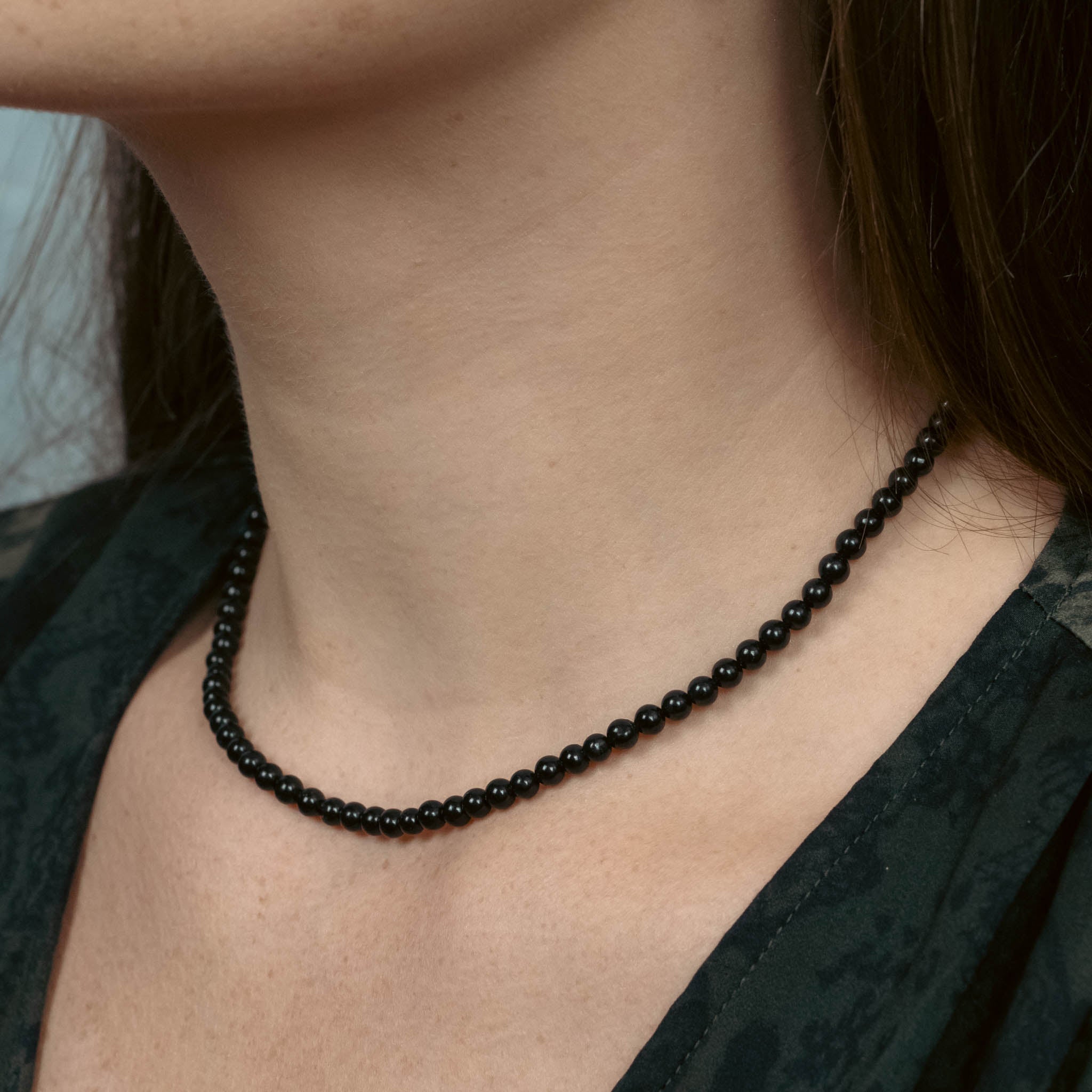 Collier, bracelet et boucles d'oreilles Serena en pierres Obsidienne - SLOYA