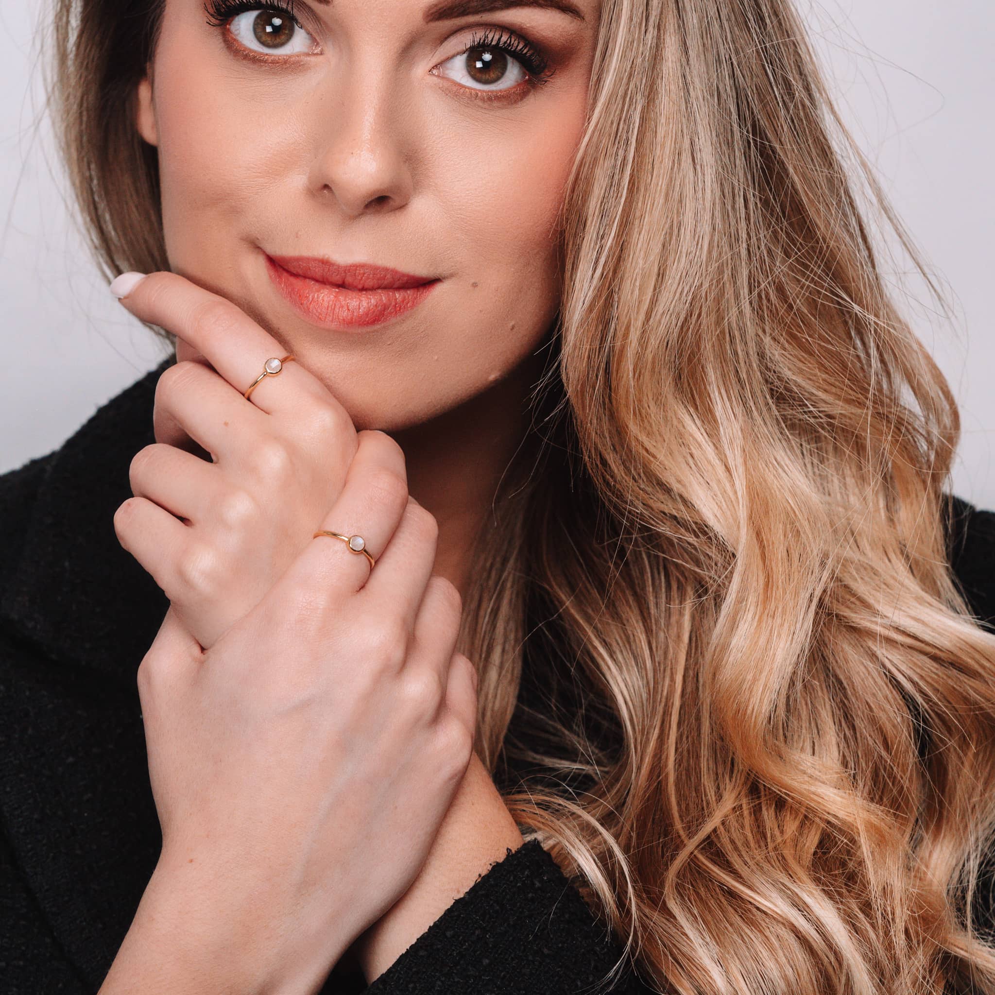 Bague Gemia en pierre de Lune plaqué or - SLOYA