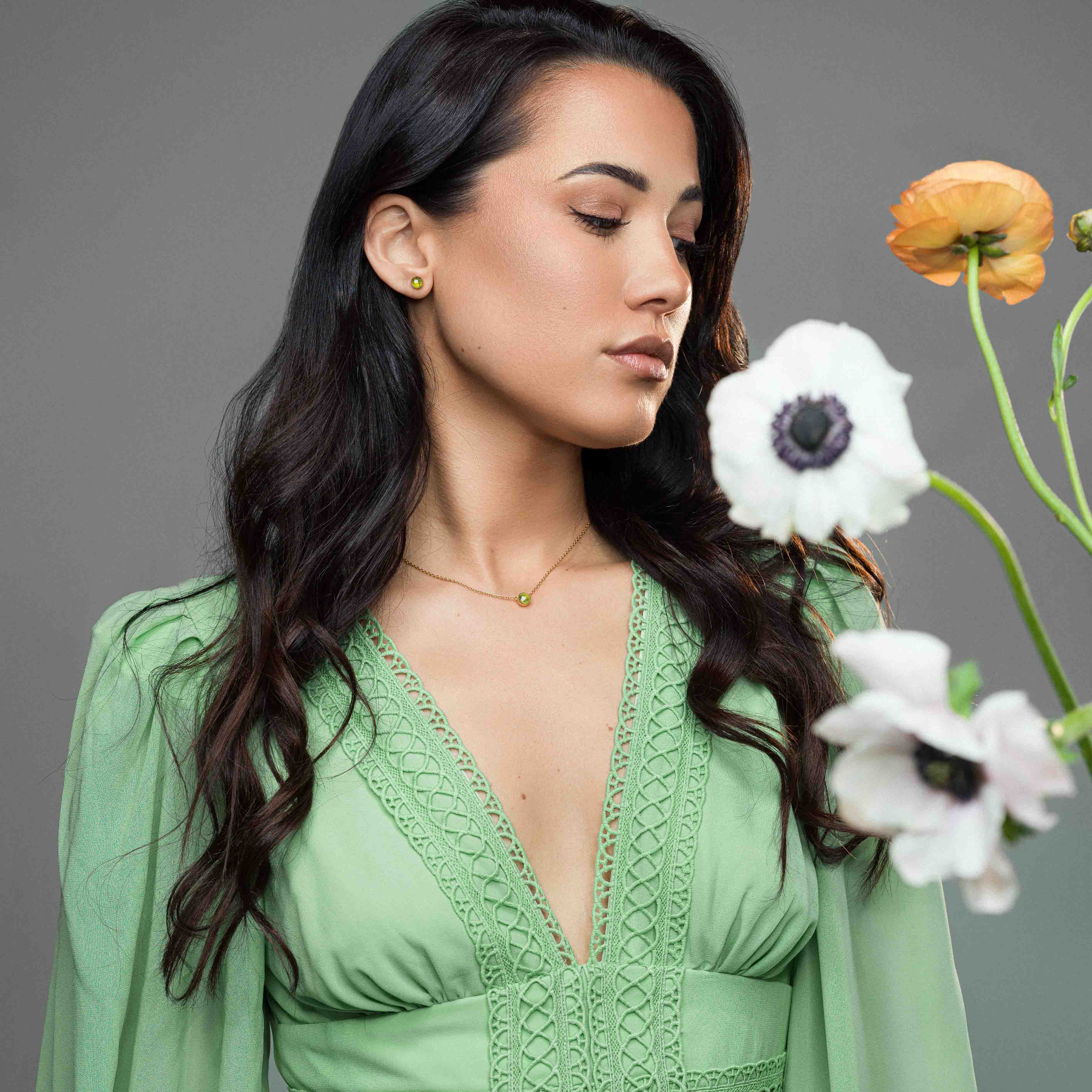 Collier, bracelet et boucles d'oreilles Aurora en pierres Péridot - SLOYA