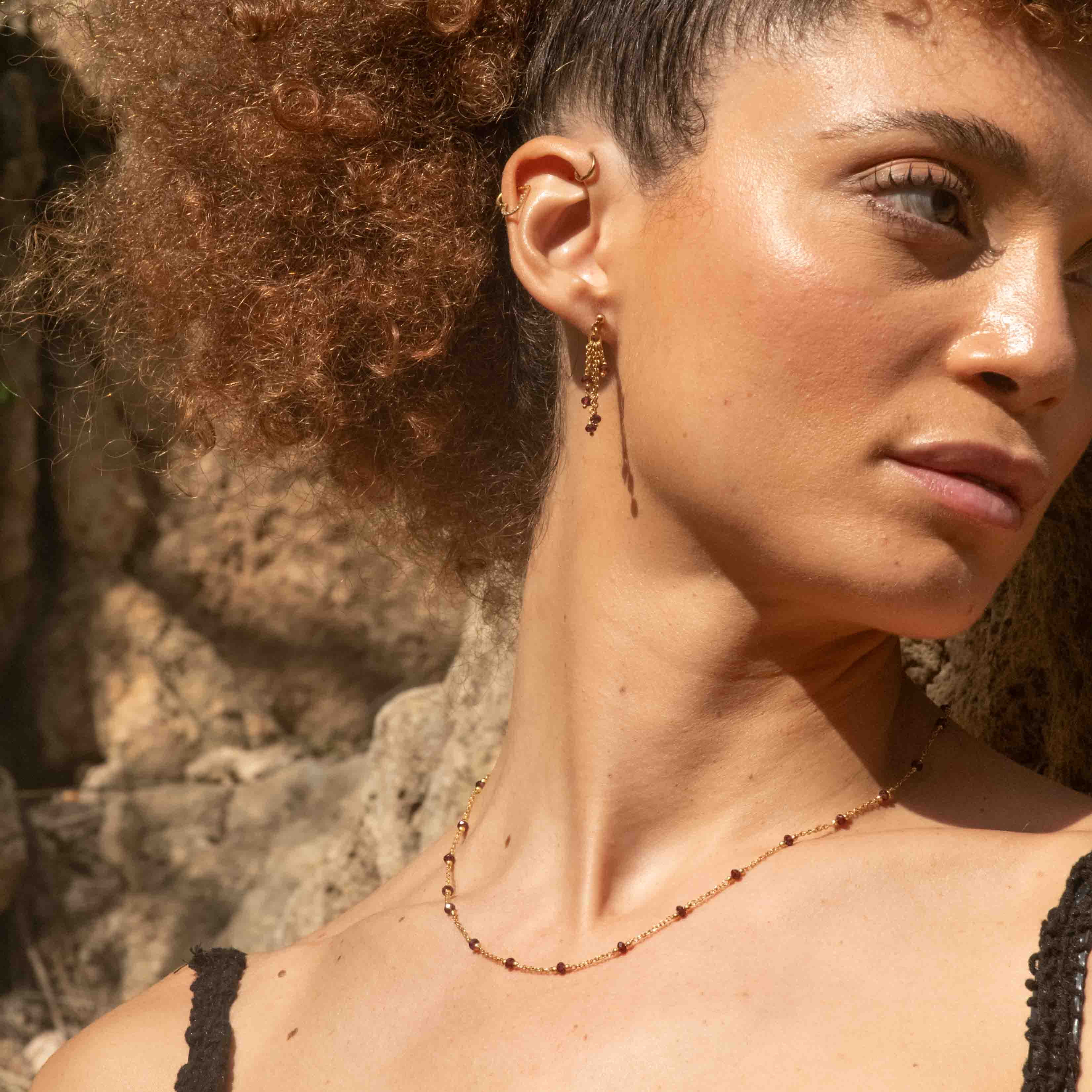 Collier, bracelet et boucles d'oreilles Elyssa en pierres Grenat - SLOYA