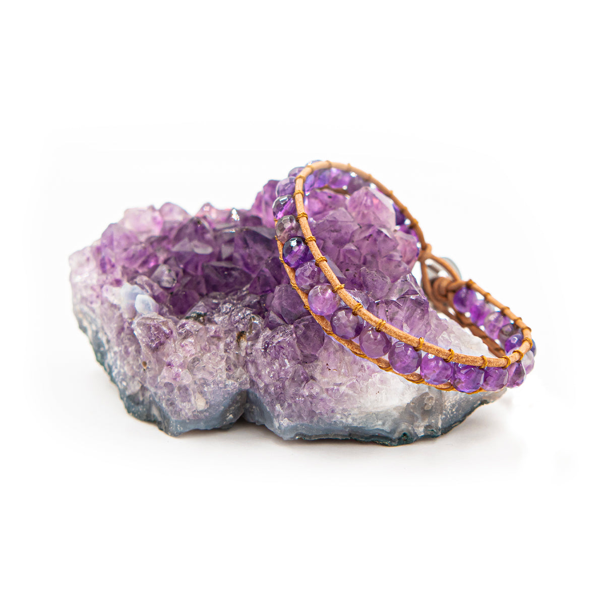 Pierre améthyste brut et Bracelet ELDA en pierres naturelles d'améthyste violet et cuir - SLOYA