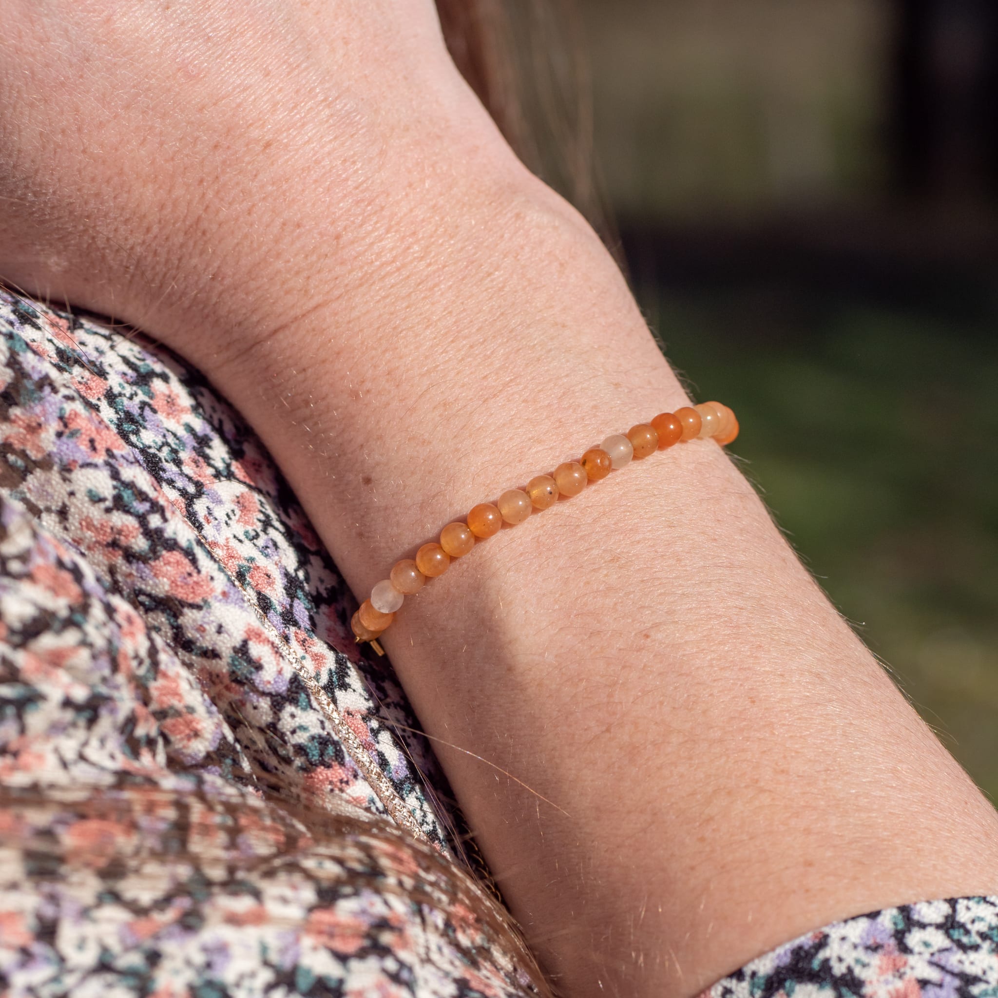 Collier, bracelet et boucles d'oreilles Serena en Pierres de Soleil - SLOYA