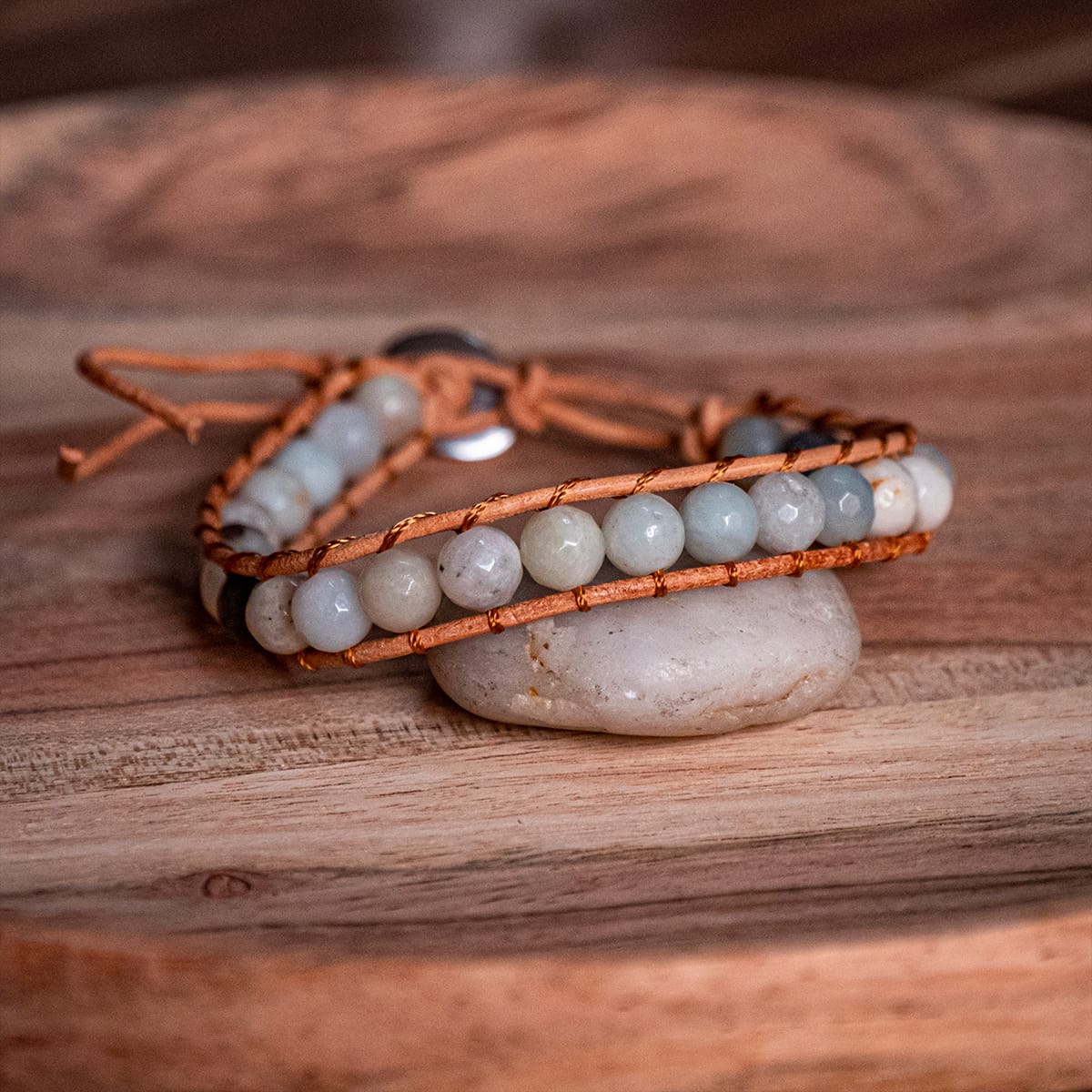 Bracelet femme AMAZ en pierres naturelles d'Amazonite et cuir